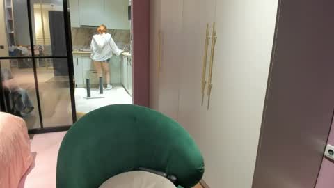 Snapshot of kiyoko_yun chatting on 04/22/26, 03:24 Yuna online show from 04/22/26, 03:24