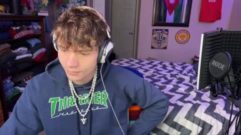 Kyle online show from 02/06/25, 01:54