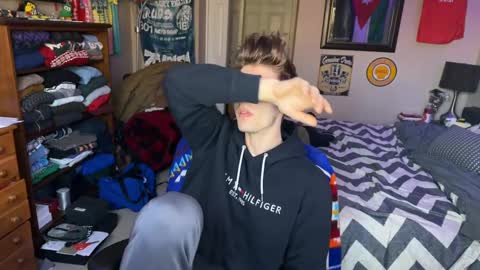 Kyle online show from 03/07/25, 02:01