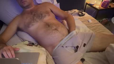 Snapshot of kkeenk1 chatting on 10/19/25, 12:17 kkeenk1 online show from 10/19/25, 12:17