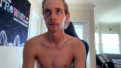 Snapshot of kkyle57 chatting on 10/03/25, 09:23 kkyle57 online show from 10/03/25, 09:23