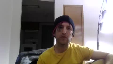 Snapshot of klage chatting on 02/15/26, 01:57 klage online show from 02/15/26, 01:57