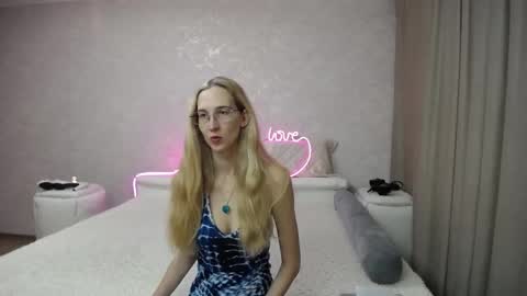 Klary online show from 12/02/25, 06:19