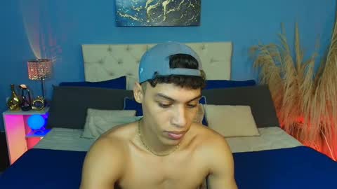 Snapshot of klaton__ chatting on 11/11/25, 12:54 klaton__ online show from 11/11/25, 12:54