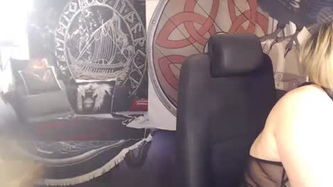 Michelle online show from 02/28/25, 10:52