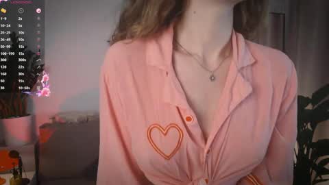 Snapshot of kleo_l chatting on 04/10/26, 04:33 Alika All the fun begins in a private show online show from 04/10/26, 04:33