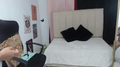 kleo online show from 02/24/25, 01:24