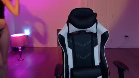 Snapshot of kleokills chatting on 12/12/24, 03:32 kleokills online show from 12/12/24, 03:32