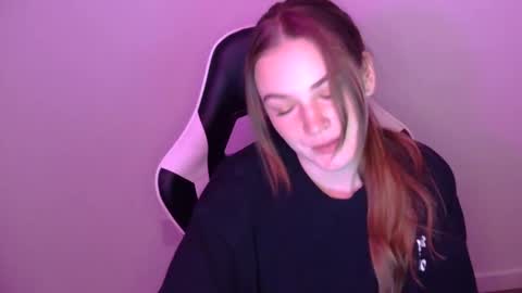 Snapshot of kleokills chatting on 02/04/25, 12:08 kleokills online show from 02/04/25, 12:08