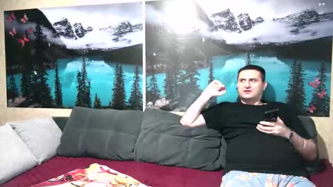 Kleosnow online show from 11/19/25, 10:15