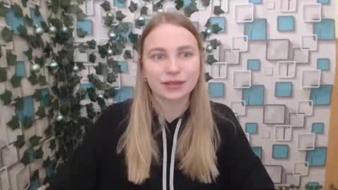 Snapshot of klerkarina chatting on 12/18/24, 07:58 klerkarina online show from 12/18/24, 07:58
