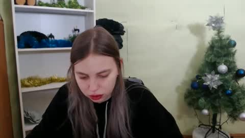 Snapshot of klerkarina chatting on 02/03/25, 06:02 klerkarina online show from 02/03/25, 06:02
