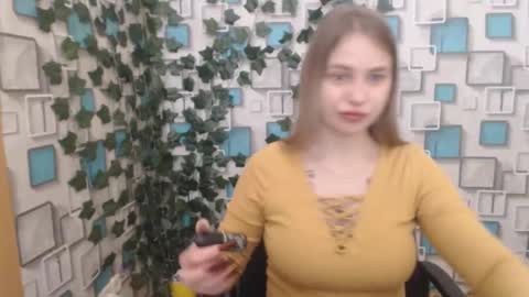 Snapshot of klerkarina chatting on 03/08/25, 06:54 klerkarina online show from 03/08/25, 06:54
