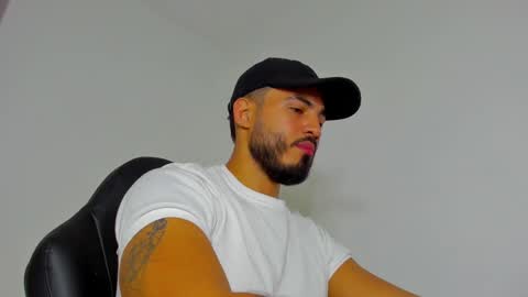 klinsmannwalton online show from 10/22/25, 02:50