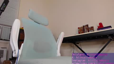 Klintelle Moore online show from 12/24/24, 01:27