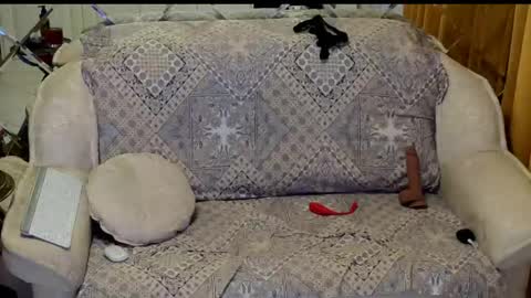 Snapshot of klitores chatting on 03/09/26, 12:36 ALYONA online show from 03/09/26, 12:36