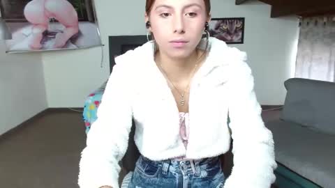 Kloe deker online show from 03/06/25, 01:35