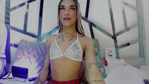 Snapshot of kloe_hh chatting on 02/19/26, 05:14 Kloe online show from 02/19/26, 05:14