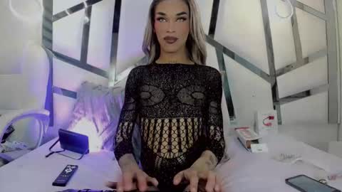 Snapshot of kloe_hh chatting on 02/23/26, 03:04 Kloe online show from 02/23/26, 03:04