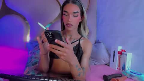 Snapshot of kloe_hh chatting on 04/22/26, 06:31 Kloe online show from 04/22/26, 06:31