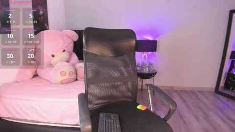 Snapshot of kloebaby_ chatting on 01/09/26, 08:32 KLOE online show from 01/09/26, 08:32