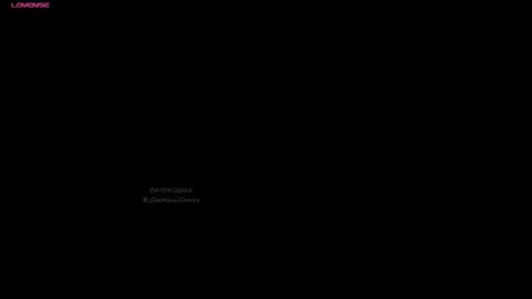 K L O E online show from 09/12/25, 12:05