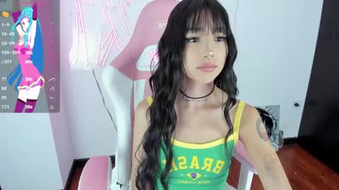 Snapshot of kloeking_ chatting on 05/14/26, 03:02 kloe online show from 05/14/26, 03:02