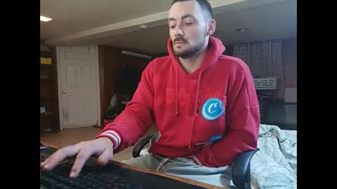 LOUiViLAN online show from 01/03/25, 12:19