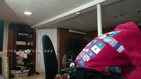 LOUiViLAN online show from 01/11/25, 08:22