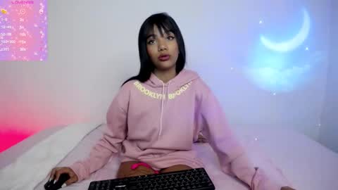 Snapshot of kloy_sech chatting on 03/05/26, 10:33 Valen online show from 03/05/26, 10:33