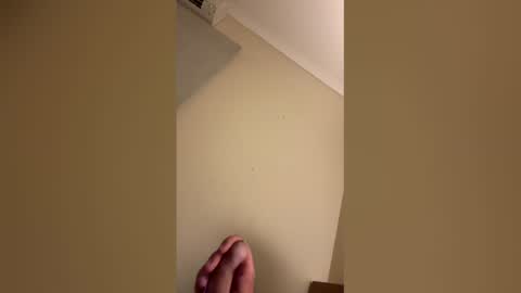 kmask16 online show from 04/17/26, 10:18