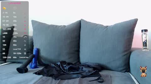 Snapshot of kmillex chatting on 09/30/25, 09:25 KmilleX online show from 09/30/25, 09:25