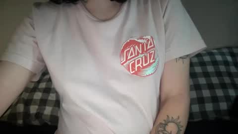 Snapshot of knextdoor chatting on 09/11/25, 02:39 knextdoor online show from 09/11/25, 02:39