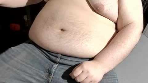 Snapshot of knezzy92 chatting on 05/05/26, 07:00 Knezzy online show from 05/05/26, 07:00