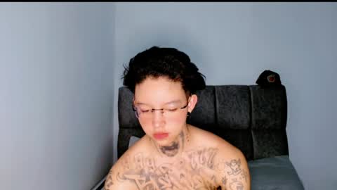 kng_nico1 online show from 03/31/26, 03:08