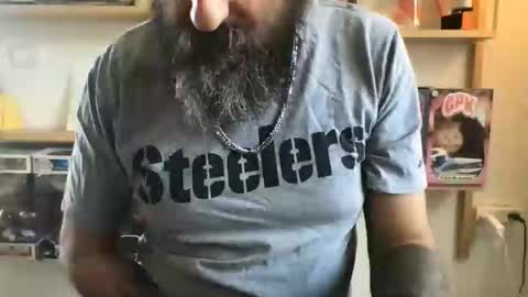 Snapshot of knicker76 chatting on 10/24/25, 08:11 knicker76 online show from 10/24/25, 08:11