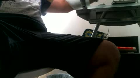 Snapshot of knickfranco chatting on 02/08/26, 09:29 knickfranco online show from 02/08/26, 09:29