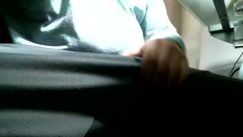 Snapshot of knickfranco chatting on 03/29/26, 08:03 knickfranco online show from 03/29/26, 08:03