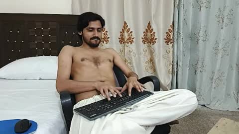 Snapshot of knightrider5566 chatting on 03/29/26, 08:20 Harry online show from 03/29/26, 08:20