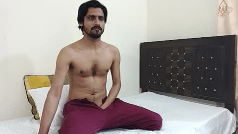 Snapshot of knightrider5566 chatting on 03/31/26, 04:46 Harry online show from 03/31/26, 04:46