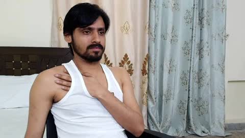 Snapshot of knightrider5566 chatting on 04/08/26, 08:58 Harry online show from 04/08/26, 08:58