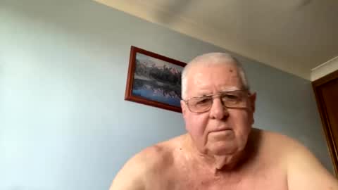 Aussiedude online show from 02/27/25, 05:45