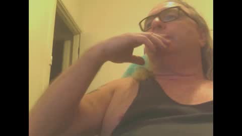 knobout online show from 02/12/25, 10:35