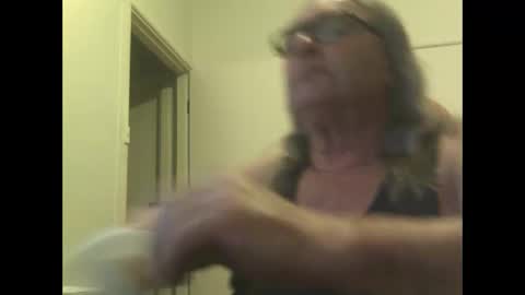 knobout online show from 10/13/25, 08:47