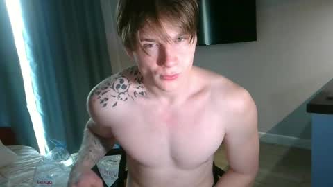 Snapshot of knotsiemens chatting on 03/28/26, 02:16 Adam online show from 03/28/26, 02:16