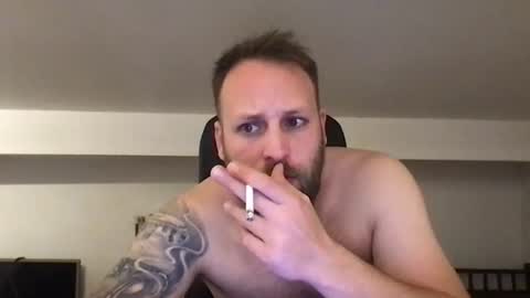 Snapshot of kobasic chatting on 12/17/24, 03:28 hugo online show from 12/17/24, 03:28