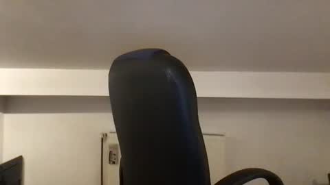 Snapshot of kobasic chatting on 01/21/25, 10:08 hugo online show from 01/21/25, 10:08