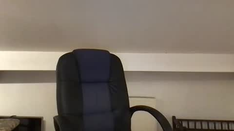 Snapshot of kobasic chatting on 02/01/25, 11:48 hugo online show from 02/01/25, 11:48