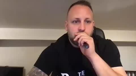 Snapshot of kobasic chatting on 03/09/25, 03:22 hugo online show from 03/09/25, 03:22