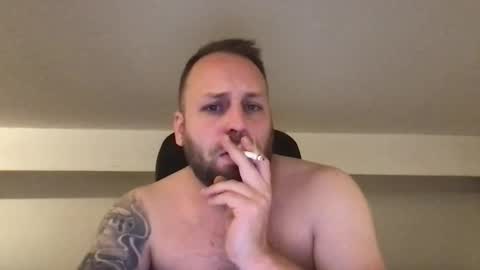 Snapshot of kobasic chatting on 10/18/25, 02:14 hugo online show from 10/18/25, 02:14
